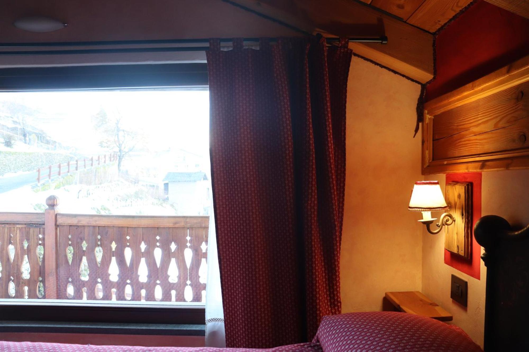 Agriturismo B&B Chevres A Cheval Charvensod Dış mekan fotoğraf